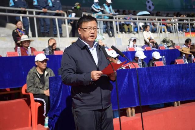 两种“反向”生意：劝你别买房与帮有钱人变现旧物